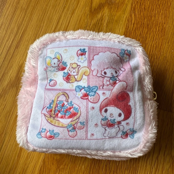 Sanrio Japan Kuji - MyMelody Furry Pouch - Picture 1 of 5
